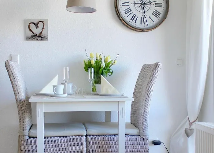 Schoenhier-timmendorf * Timmendorfer Strand